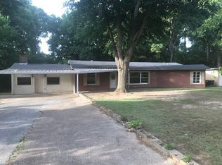 201 W Garfield Dr, Longview, TX 75602