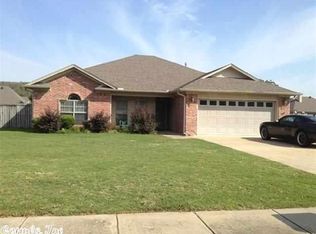 96 Magness Creek Dr, Cabot, AR 72023