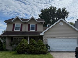 1335 Lawrence Ct, Aurora, IL 60504