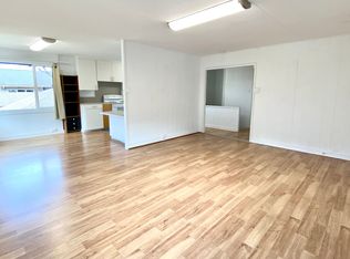 3050 E Manoa Rd, Honolulu, HI 96822