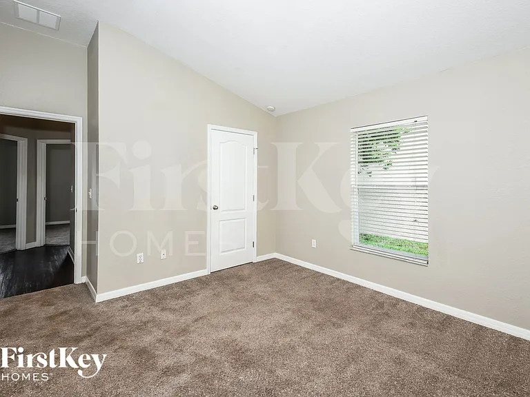 5455 Oro Valley Rd — Photo 11