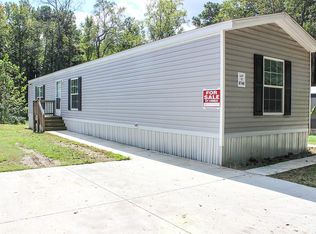 8746 Smithfield Apts Ln, Smithfield, VA 23430
