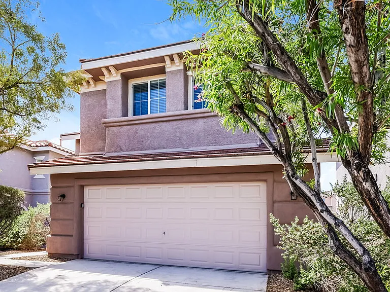 9327 Wishing Creek Ave — Photo 4