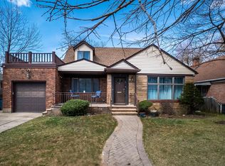 21211 85th Ave, Queens Village, NY 11427
