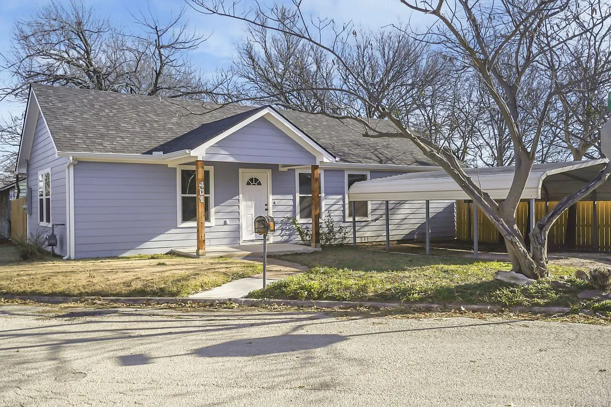 3 bed, 2.0 bath, 1150 sqft, $1,350 — Photo 3