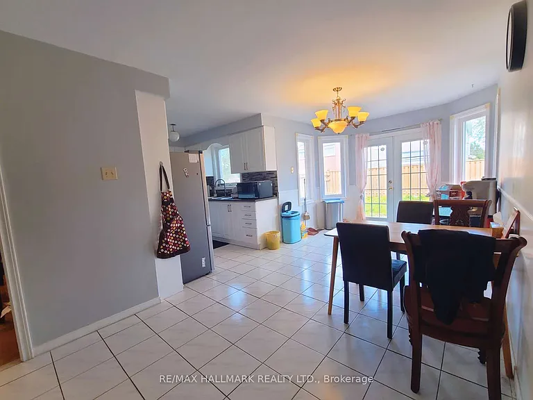 63 Cairns Dr — Photo 14
