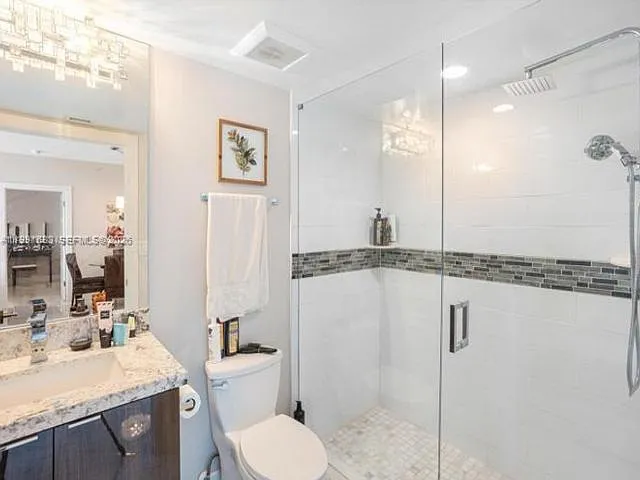 3020 NE 32nd Ave #1013 — Photo 5