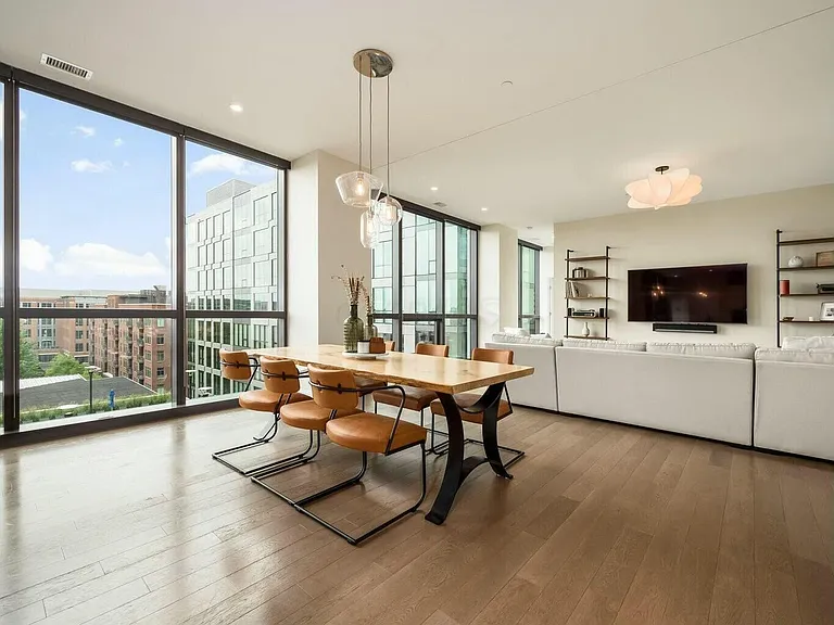 250 Spring St #713 — Photo 8