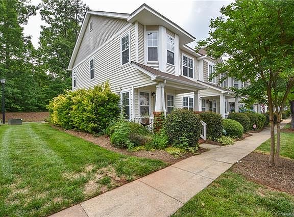 2nd image of 8354 Brickle Ln