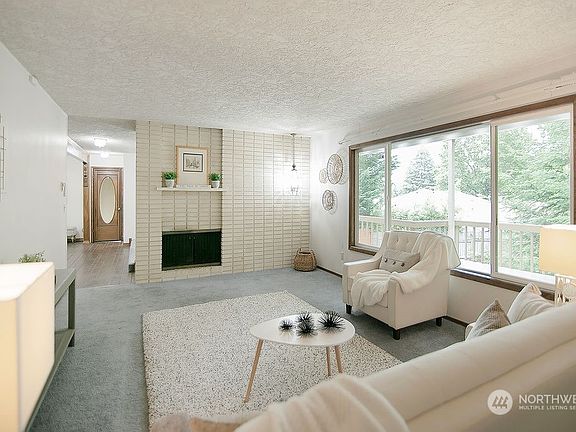 4th image of 7111 NE 74th Avenue