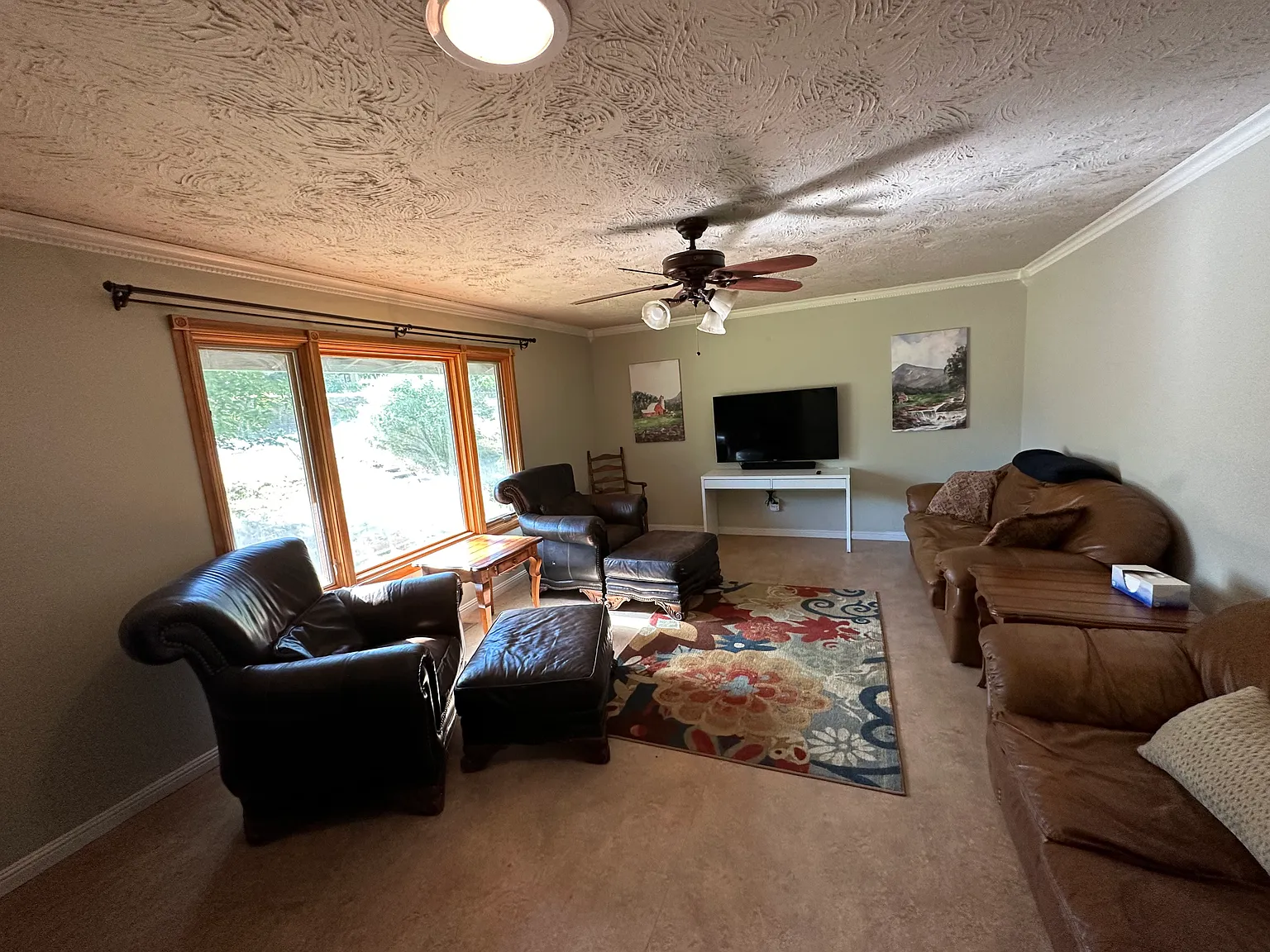 5087 Mueller Rd — Photo 2