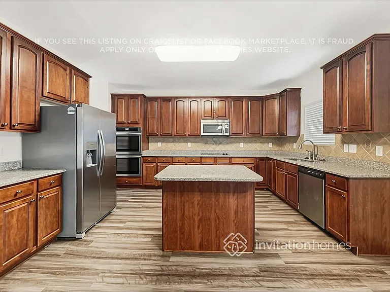 40 Luzelle Dr — Photo 10