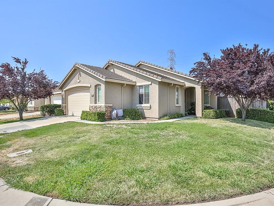 2nd image of 8316 Fernhill Way