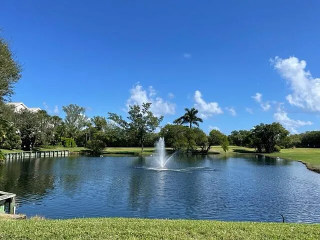 3008 Fairway Dr N — Photo 17