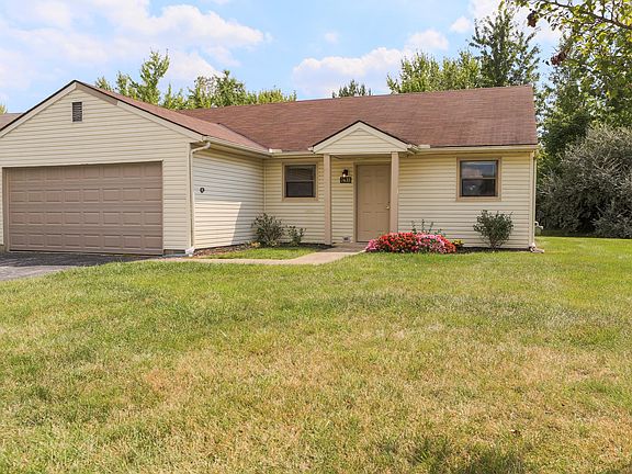 2nd image of 7606 Wyndover Pl