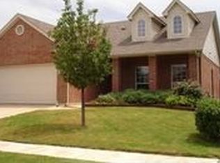 2672 Chadwick Dr, Fort Worth, TX 76131