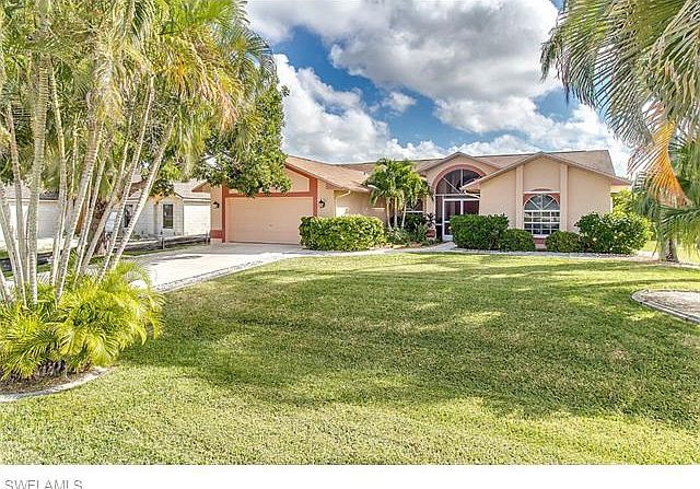 1st image of 3105 SW 22nd Pl