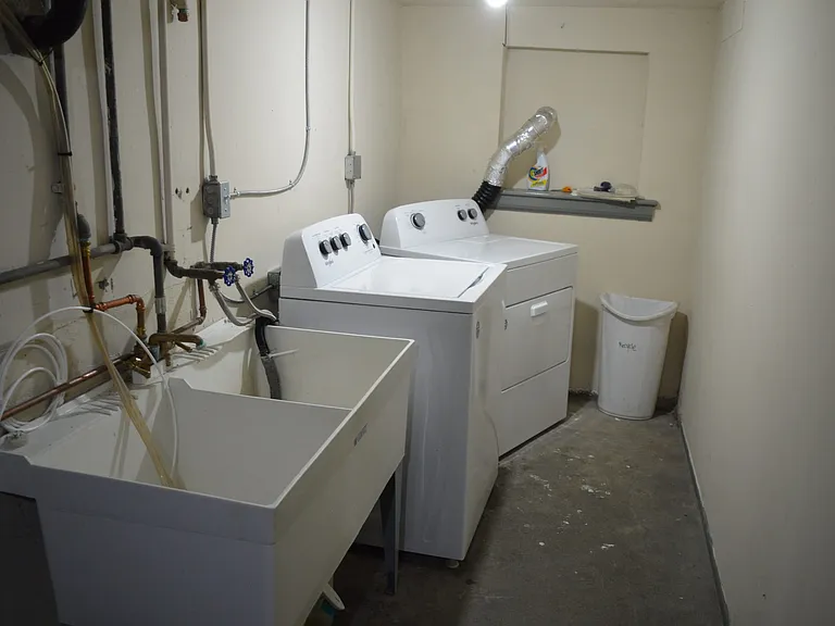 16 N Broom St #1 — Photo 15
