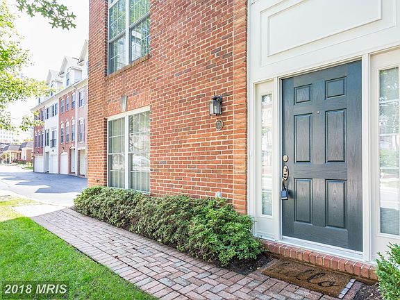 5th image of 778 N Wakefield St