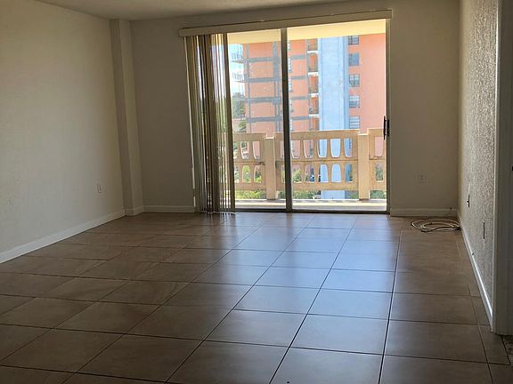 4th image of 15600 NW 7th Ave Unit 615-45N-615