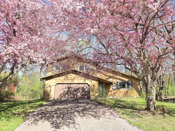 2638 Richardson St, Fitchburg, WI 53711
