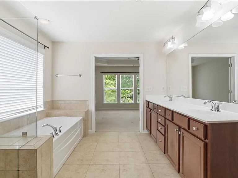 2705 Azalea Bluff Dr — Photo 51