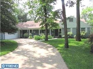 124 N Lakeside Dr E, Medford, NJ 08055