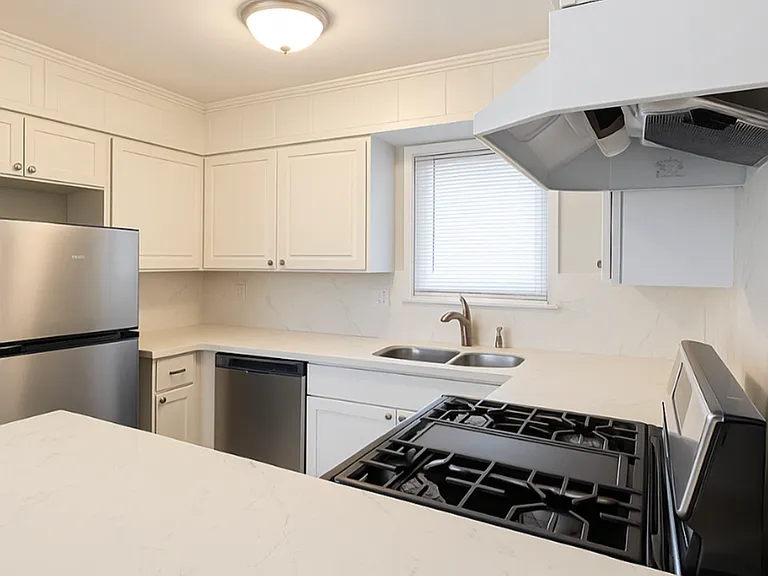 8026 E 4th Pl — Photo 3