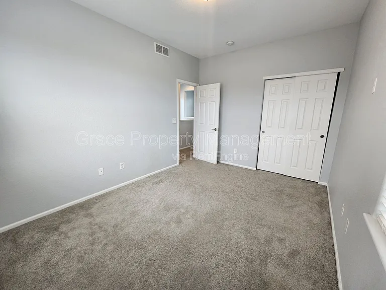 1969 Fairway Pointe Dr — Photo 11