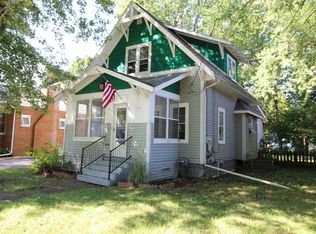 1103 Arthur Ave, Kalamazoo, MI 49048