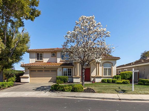 3rd image of 5093 Sloan Way