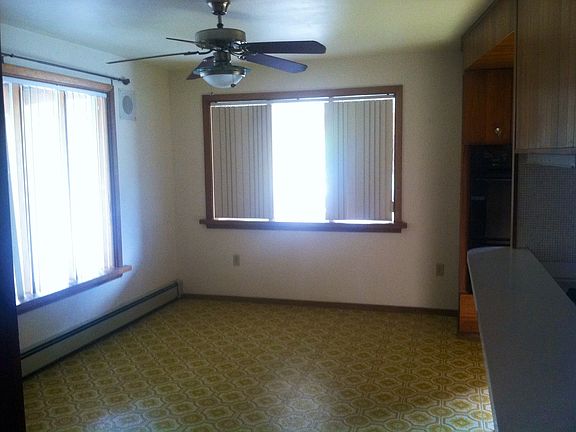 2nd image of 309 Leatherman St