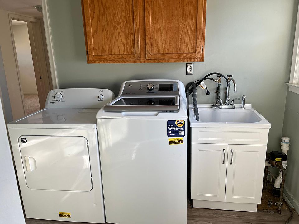 1st image of 726 Midland Blvd