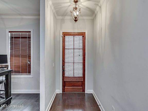 3rd image of 130 Grace Dr