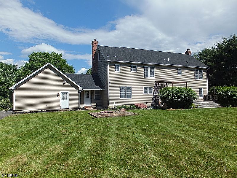 2nd image of 518 Standish Pl