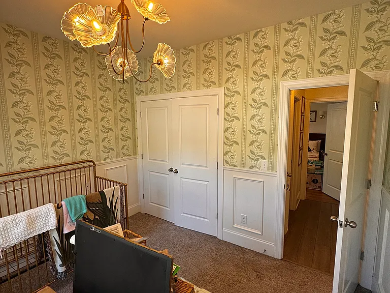 215 Coachman Dr — Photo 8