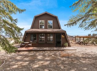 38 Oak Spring Rd, Las Vegas, NV 89124