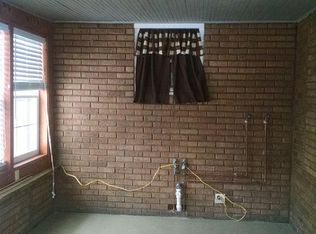 115 N 3rd St, Apollo, PA 15613