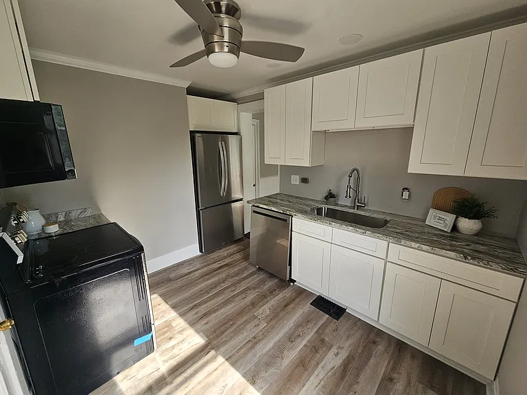 69 East Ave #67 — Photo 8