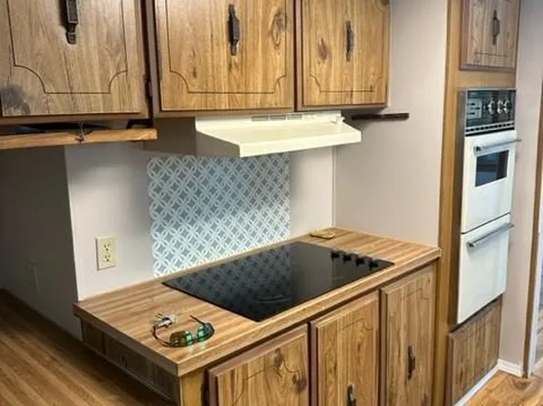 1583 W Dayton Airport Rd, Shelton, WA 98584