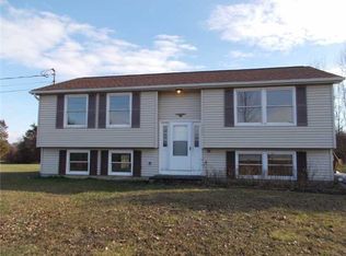 3291 Smith Rd, Canandaigua, NY 14424