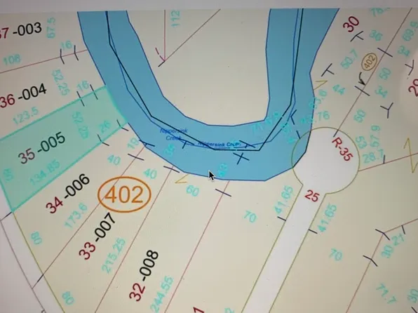 1410 Linden Rd, Spring Grove, IL 60081