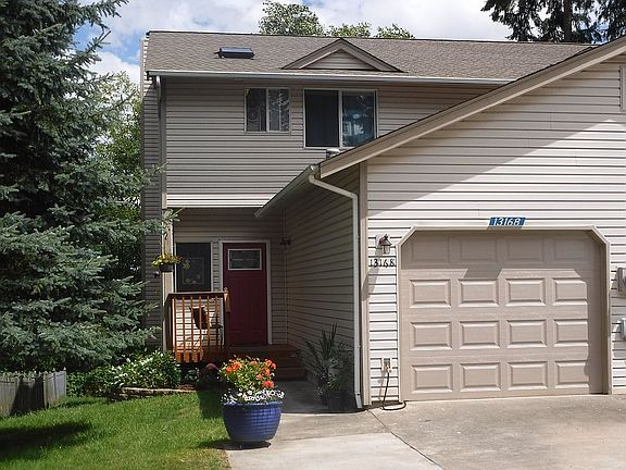 2nd image of 13168 Lakeridge Cir NW