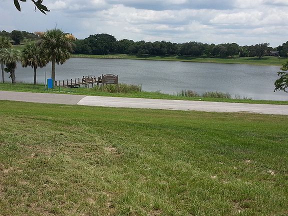 4th image of E Lake Menzies Blvd
