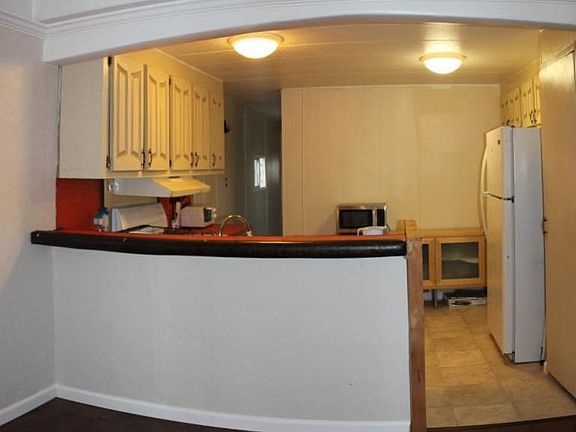 3rd image of 720 Spindrift Dr #720