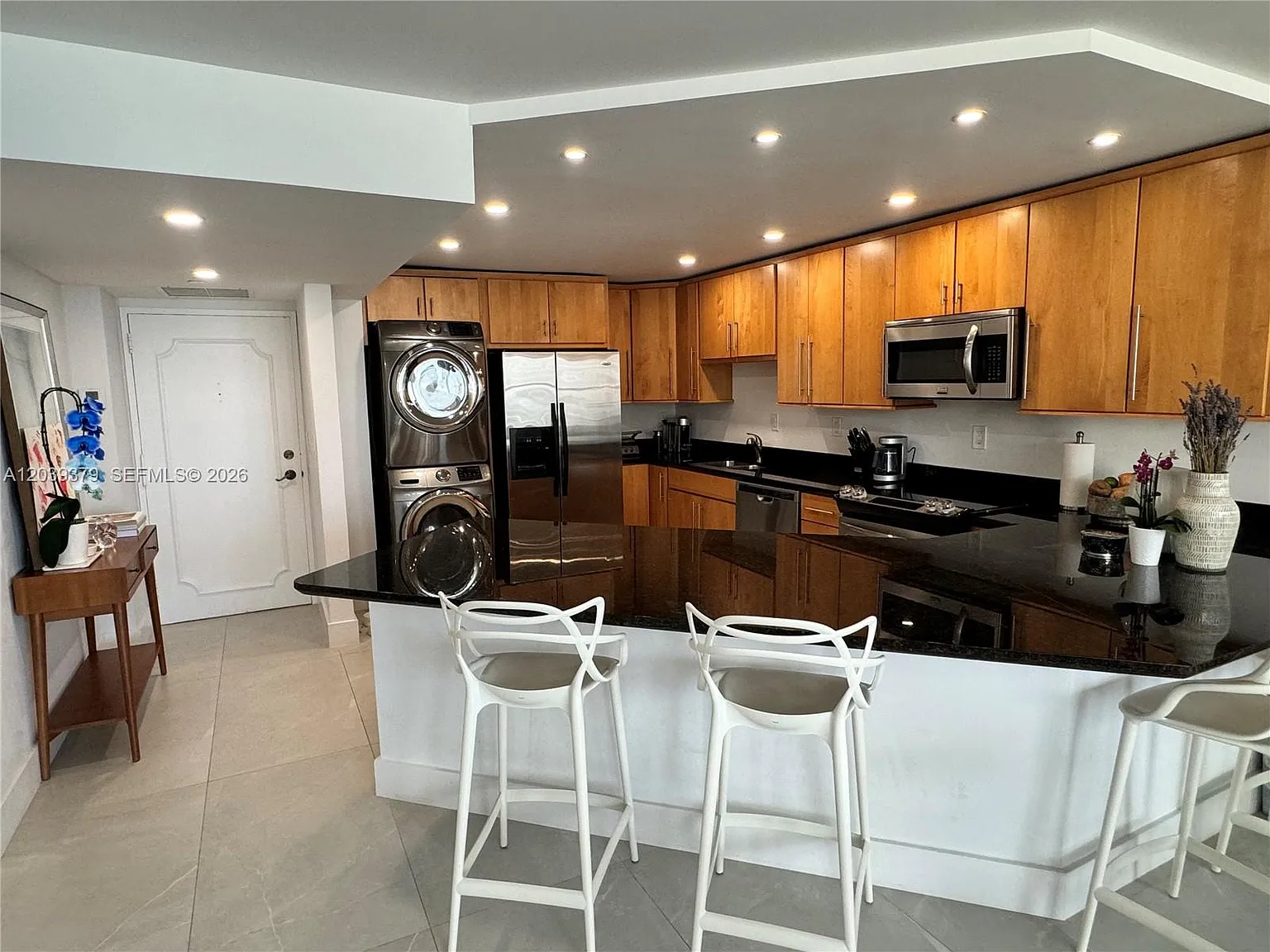 Brickell Place Condo — Photo 3