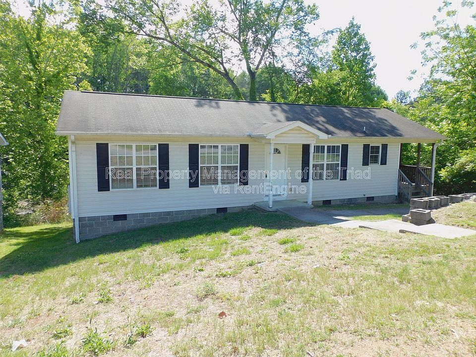 1st image of 909 Beaumont Ave