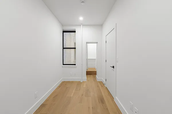 Rented by Monday Morning Management LLC | media 17