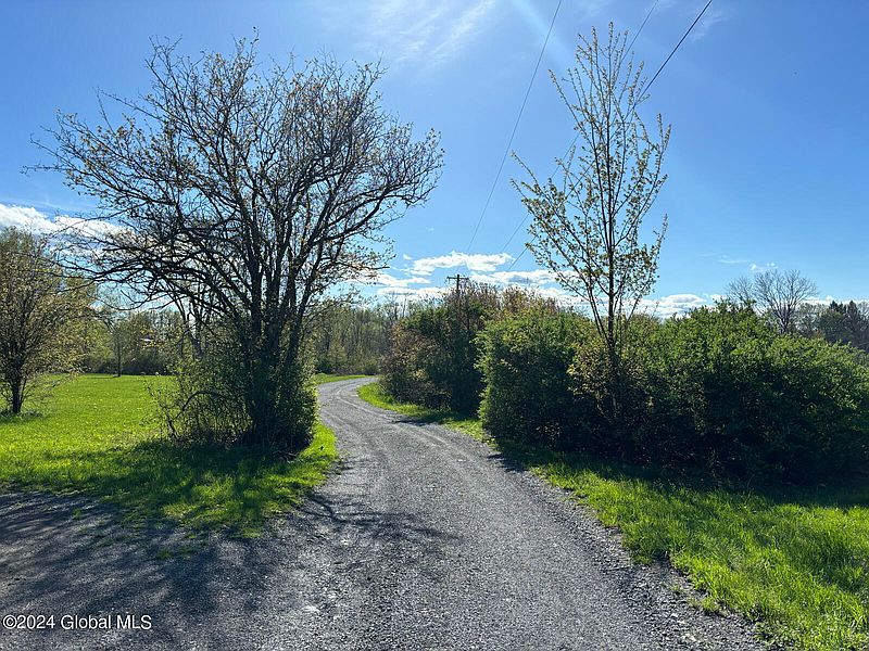 5th image of 19 McEachron Hill Rd