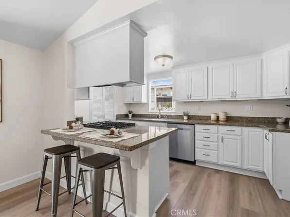 2003 W Willow Ave, Orange, CA 92868